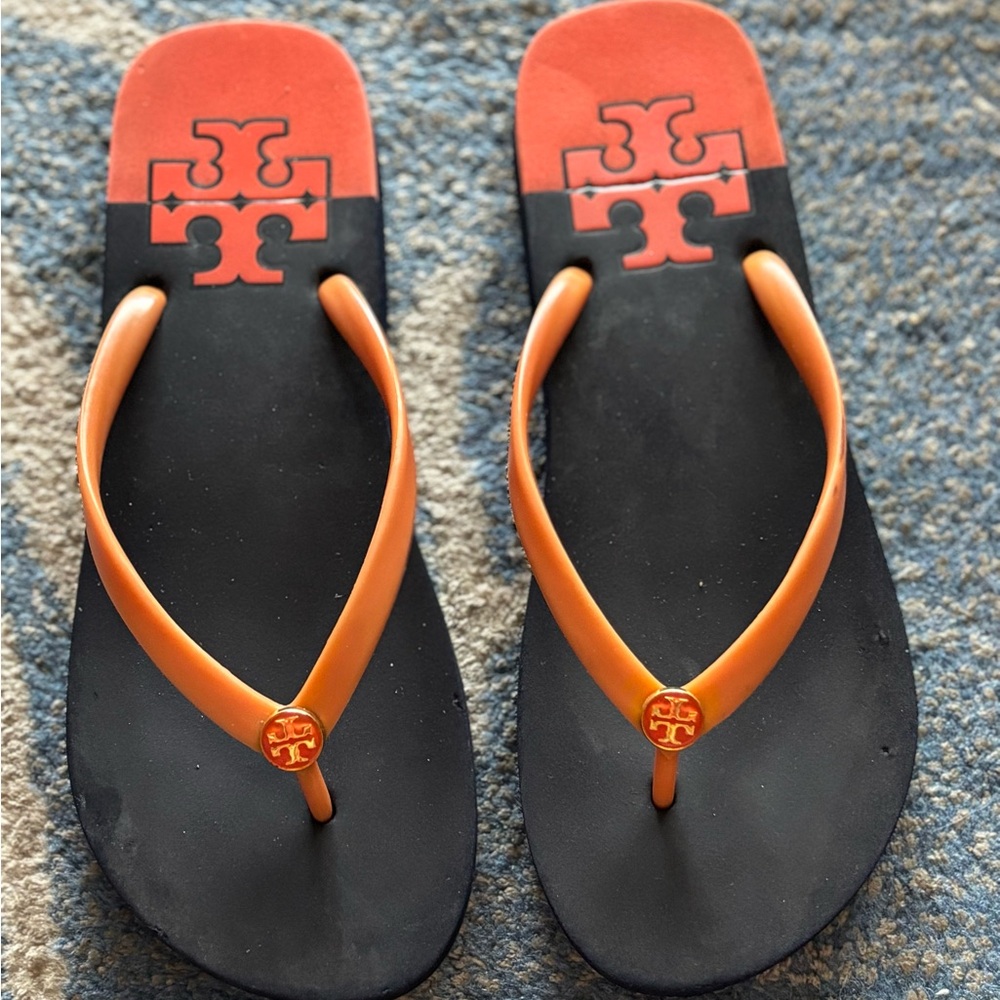Tory Burch Thin Flip Flops.